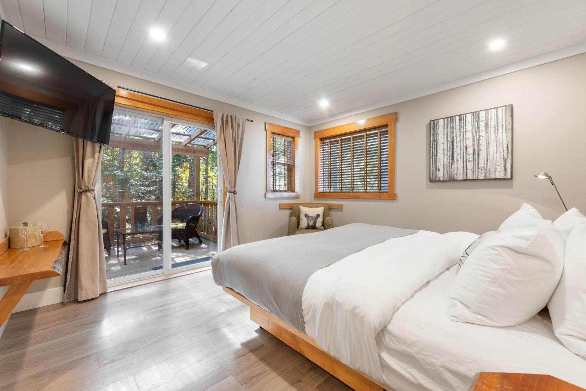 West Coast Wilderness Lodge Egmont Ngoại thất bức ảnh