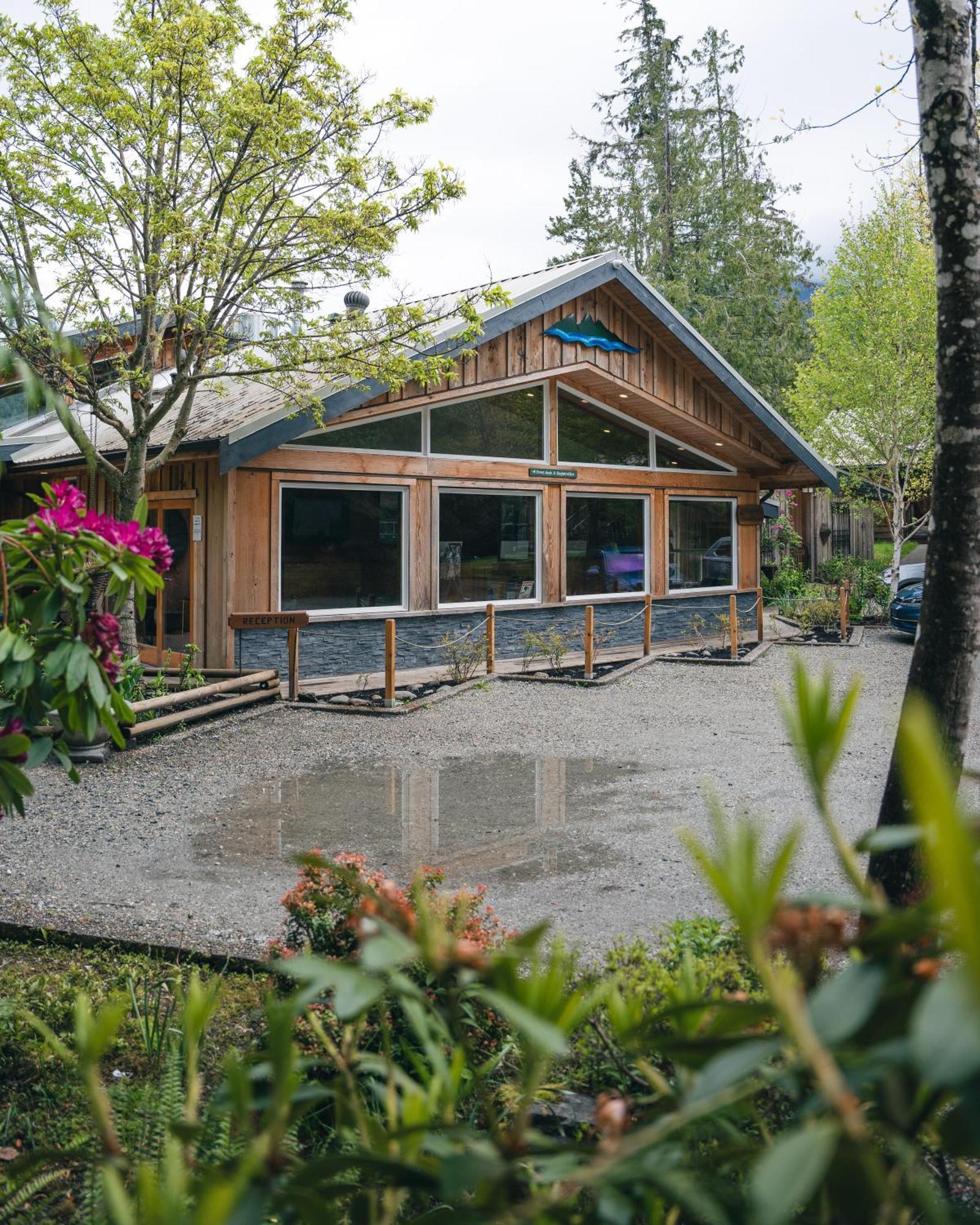 West Coast Wilderness Lodge Egmont Ngoại thất bức ảnh